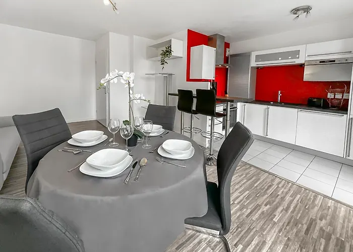 Balcon Prive, Parking Gratuit, Orly 5 Kms