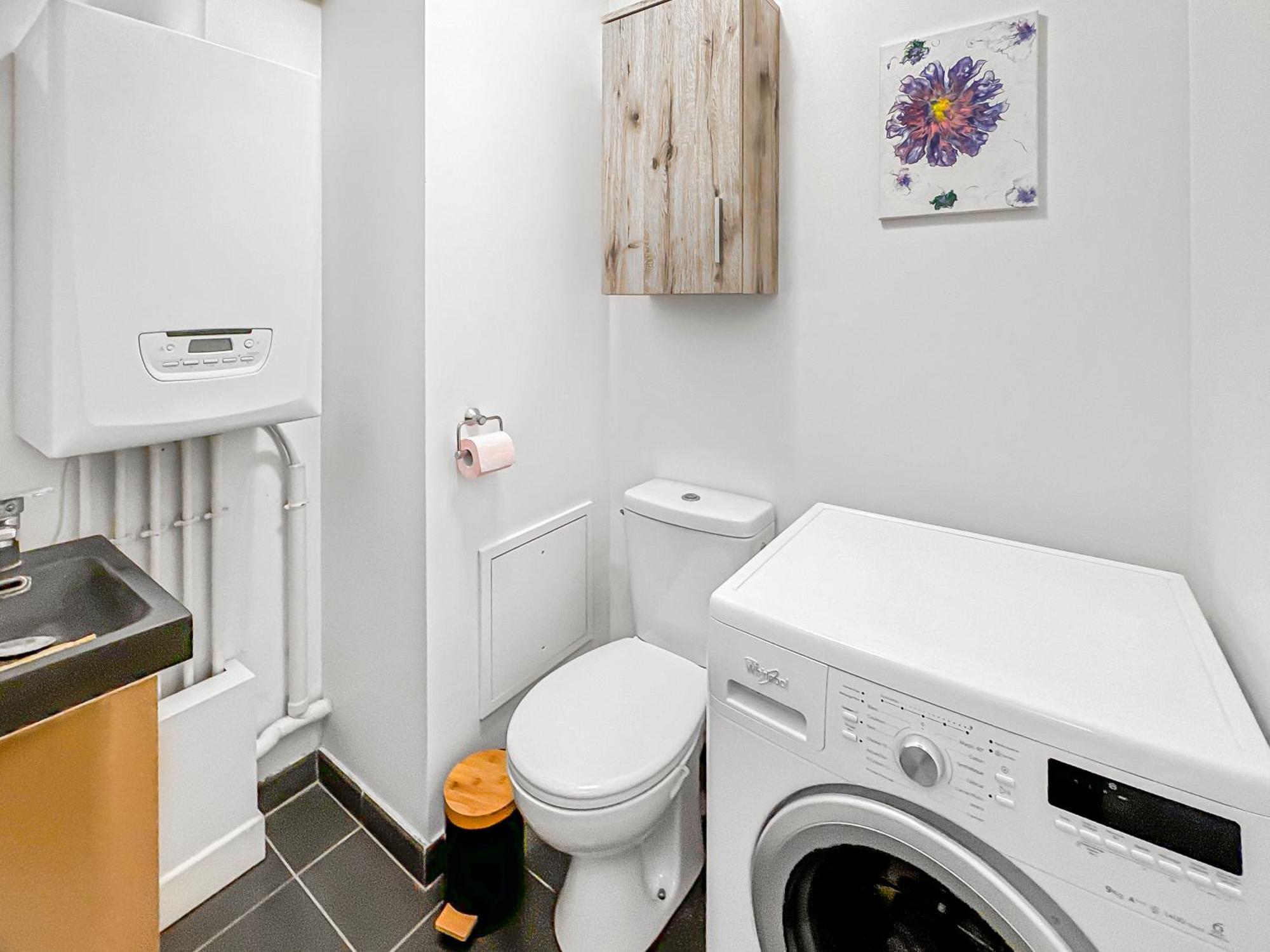 Balcon Prive, Parking Gratuit, Orly 5 Kms Apartment