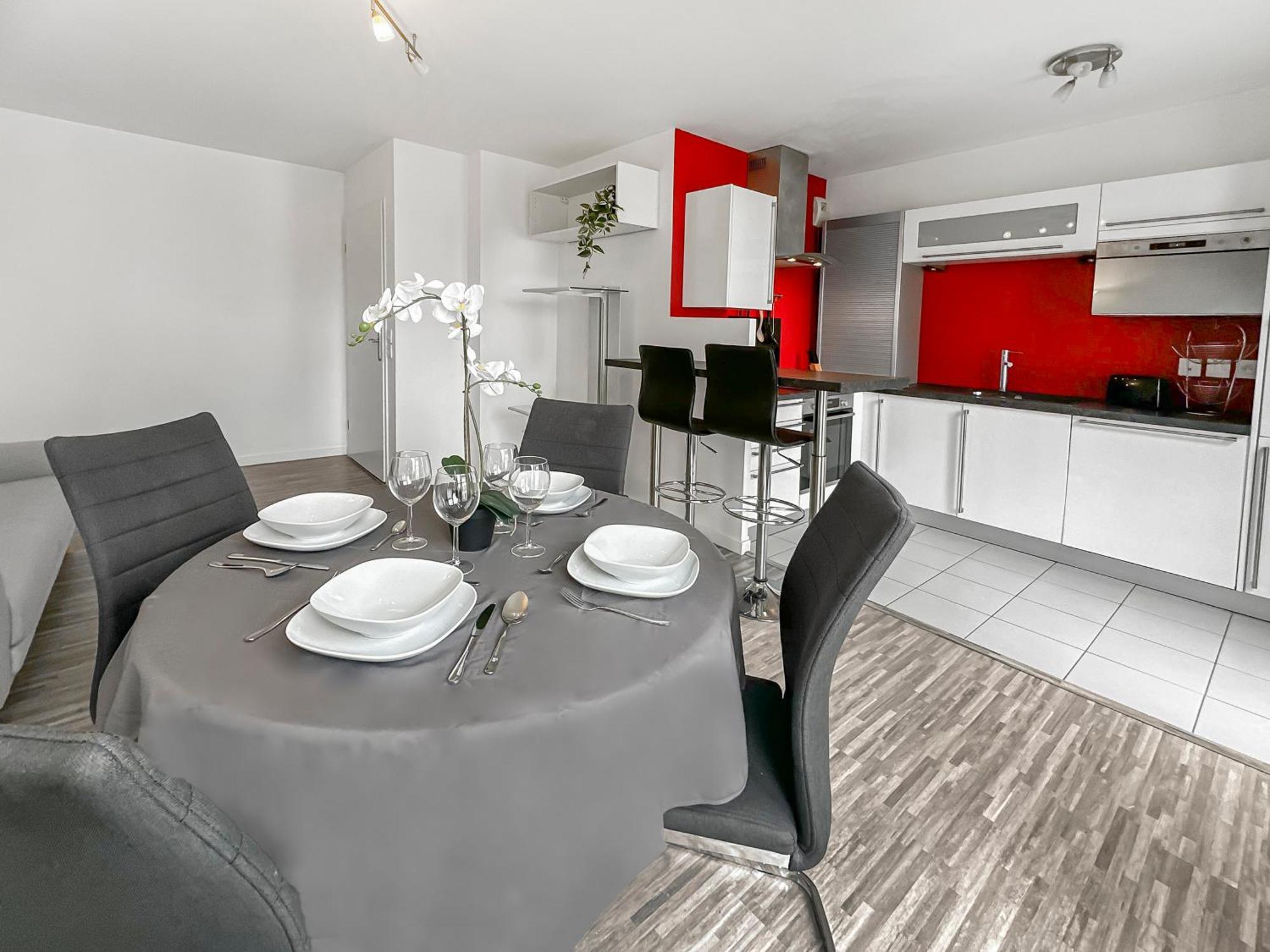 Apartment Balcon Prive, Parking Gratuit, Orly 5 Kms Villejuif